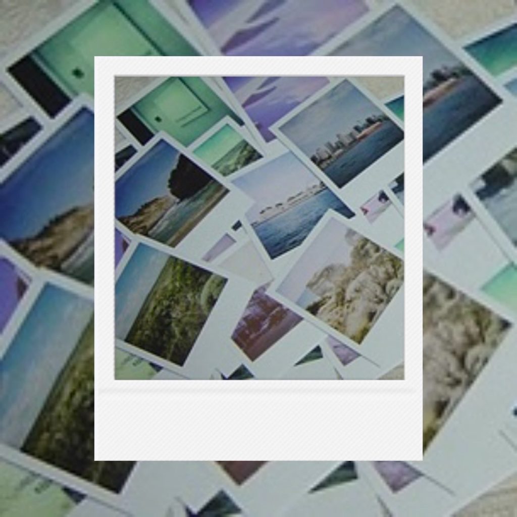 A record of countless journeys frozen within analog film frames featuring the air of unfamiliar cities captured in layered polaroid photos